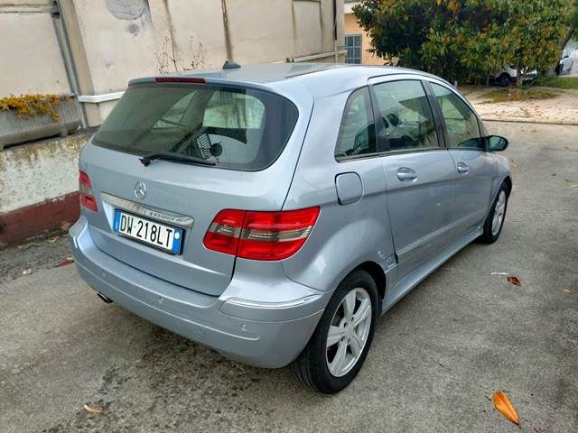 MERCEDES-BENZ B 200 usata, con ESP