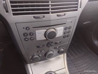 OPEL Astra usata, con Isofix