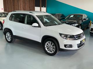 VOLKSWAGEN Tiguan usata, con Autoradio