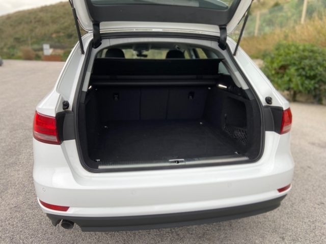 AUDI A4 usata, con Sedile posteriore sdoppiato