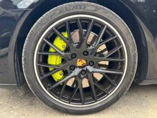 PORSCHE Panamera usata, con Autoradio