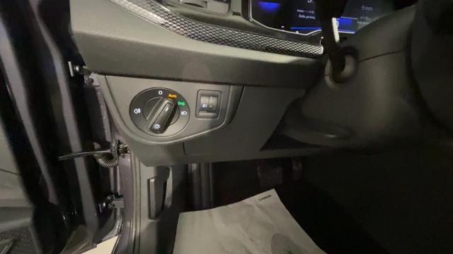 VOLKSWAGEN Taigo usata, con ESP