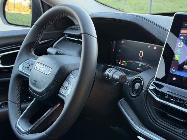 JEEP Compass usata, con Sedile posteriore sdoppiato