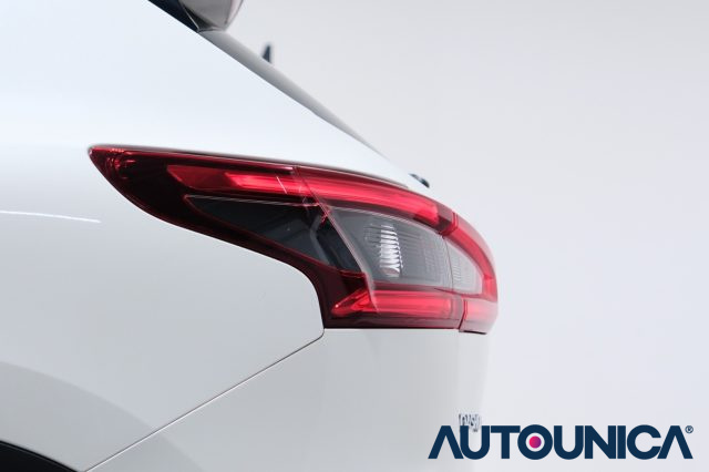 NISSAN Qashqai usata, con Sistema di avviso di distanza