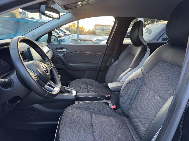 RENAULT Captur usata, con Autoradio