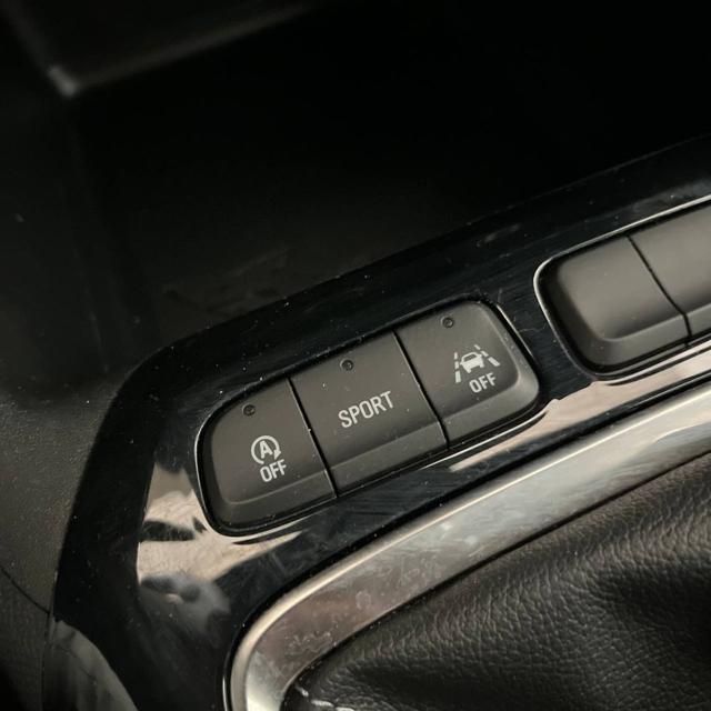 OPEL Corsa usata, con Controllo elettronico della corsia