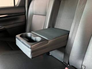 TOYOTA Hilux usata, con Specchietti laterali elettrici
