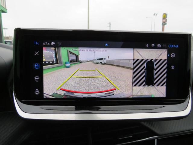 PEUGEOT 2008 usata, con Sensori di parcheggio posteriori