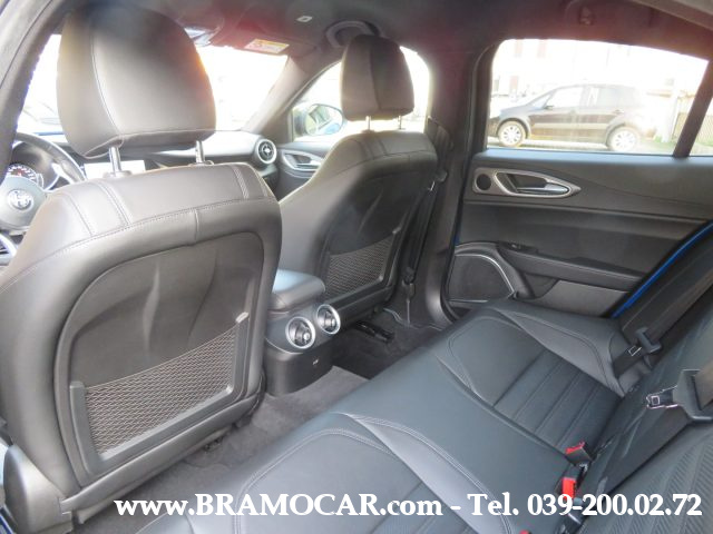 ALFA ROMEO Giulia usata, con Volante in pelle