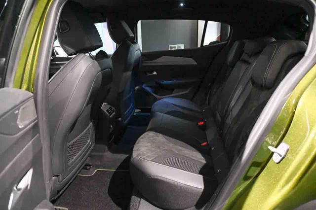 PEUGEOT 408 usata, con Controllo automatico clima