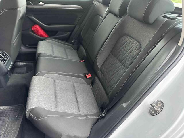 VOLKSWAGEN Passat Variant usata, con Antifurto