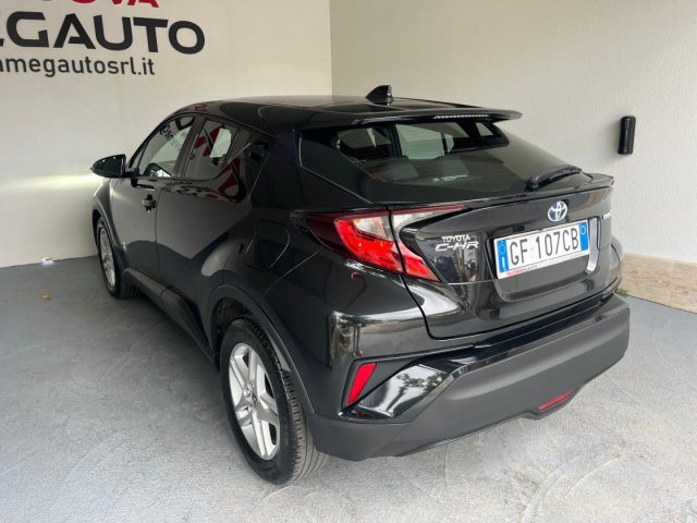 TOYOTA C-HR usata, con Autoradio