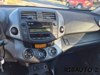 TOYOTA RAV 4 usata, con USB