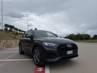 AUDI Q5 usata, con Freno di stazionamento elettrico