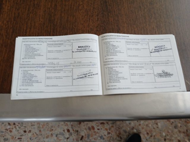 RENAULT Scenic usata, con Lettore CD