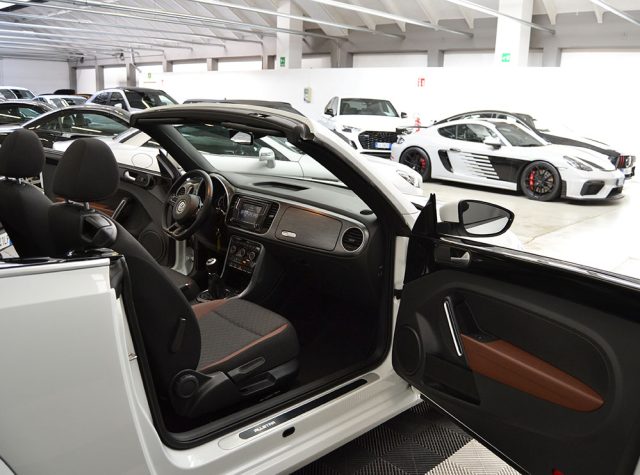VOLKSWAGEN Maggiolino usata, con Airbag laterali