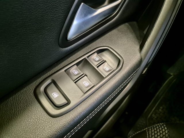 DACIA Duster usata, con Sensori di parcheggio posteriori