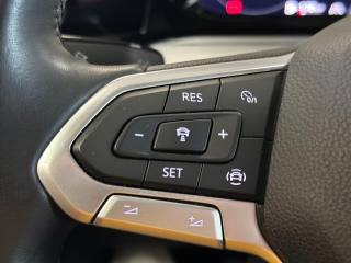 VOLKSWAGEN Golf usata, con Touch screen