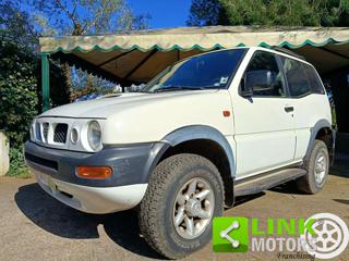 NISSAN Terrano II usata 32