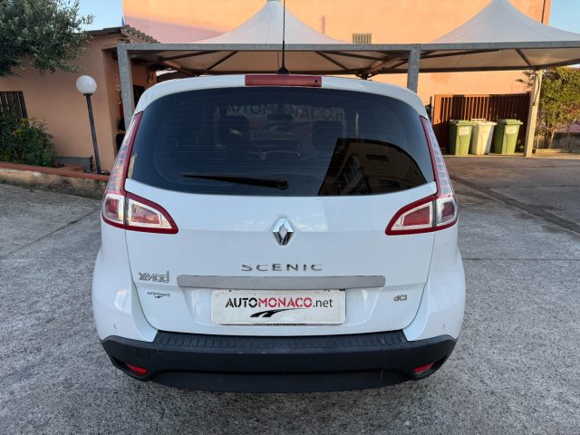 RENAULT Scenic usata, con Chiusura centralizzata