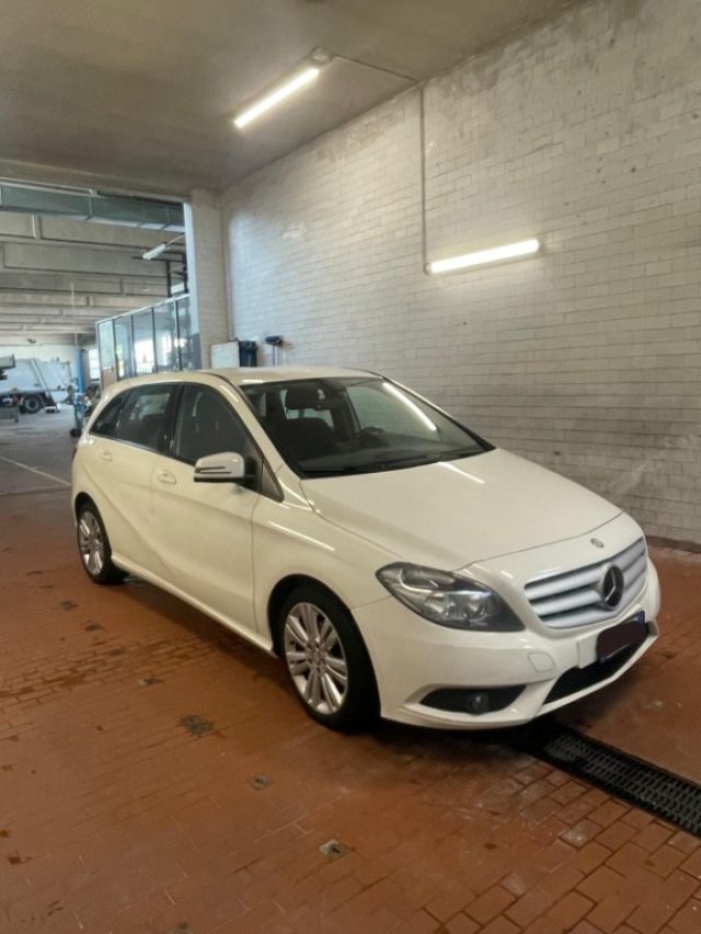 MERCEDES-BENZ B 180 usata, con ESP