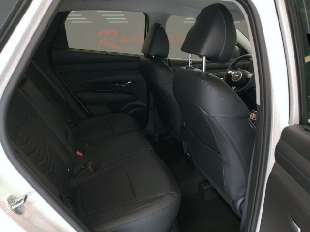 HYUNDAI Tucson usata 15