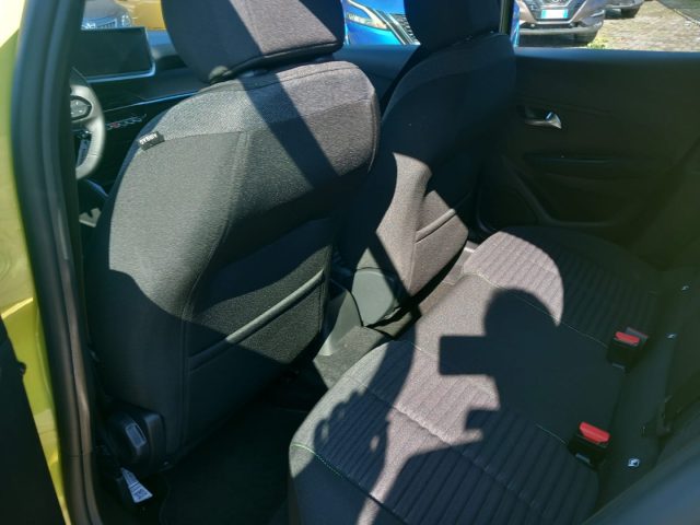 PEUGEOT 208 usata, con Volante multifunzione