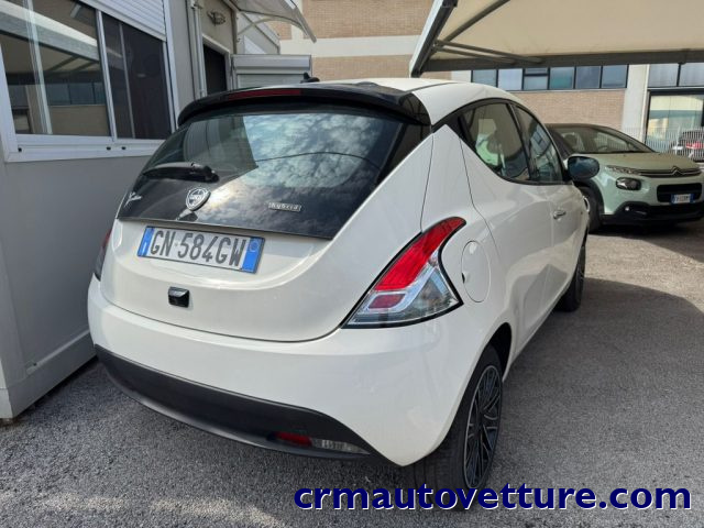 LANCIA Ypsilon usata, con Airbag
