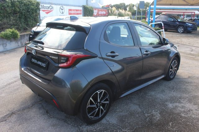 TOYOTA Yaris usata, con Telecamera per parcheggio assistito