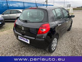RENAULT Clio usata, con Autoradio