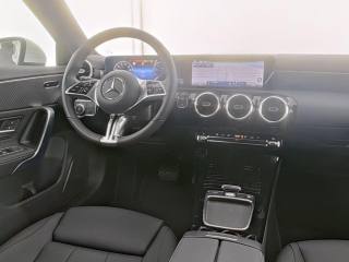 MERCEDES-BENZ A 180 usata, con Cerchi in lega