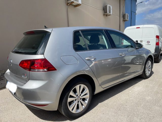 VOLKSWAGEN Golf usata, con Airbag laterali