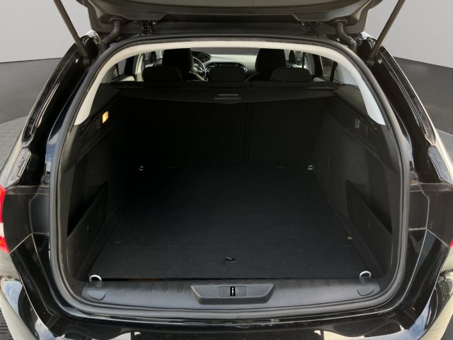 PEUGEOT 308 usata, con Specchietti laterali elettrici