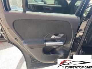 MERCEDES-BENZ GLA 180 usata, con Regolazione elettrica sedili