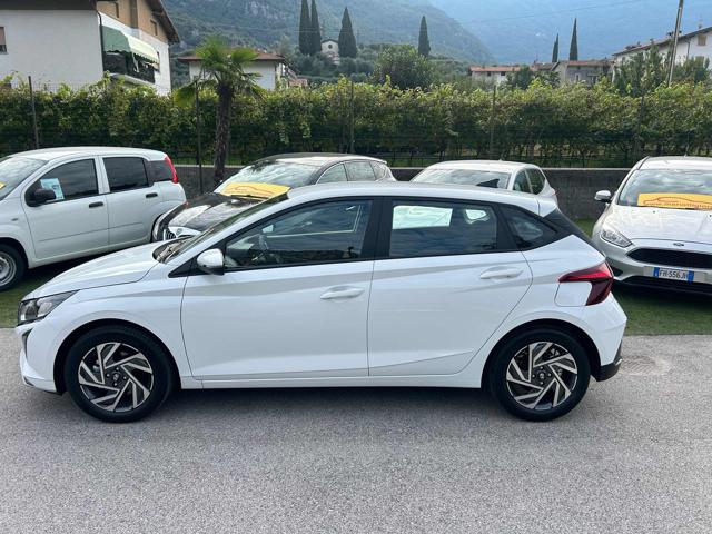 HYUNDAI i20 usata, con Airbag