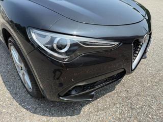 ALFA ROMEO Stelvio usata, con Sedile posteriore sdoppiato