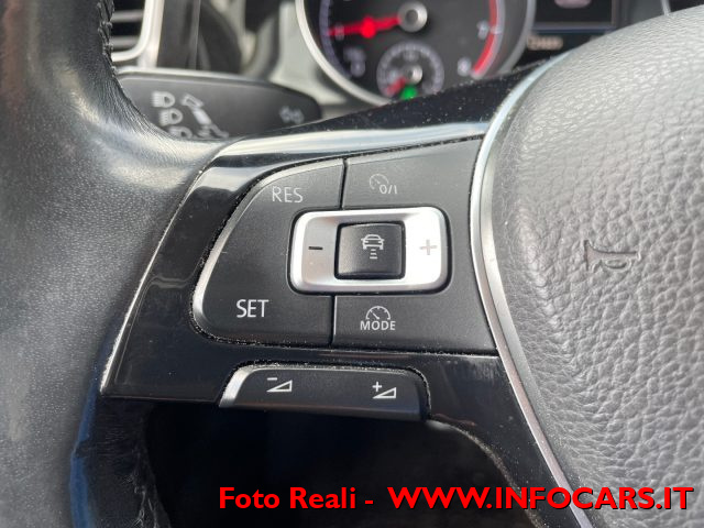 VOLKSWAGEN Golf Variant usata, con USB