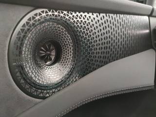 LOTUS Emeya usata, con Fendinebbia