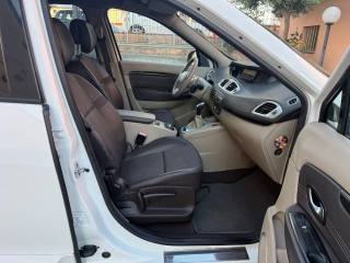 RENAULT Scenic usata, con Volante multifunzione
