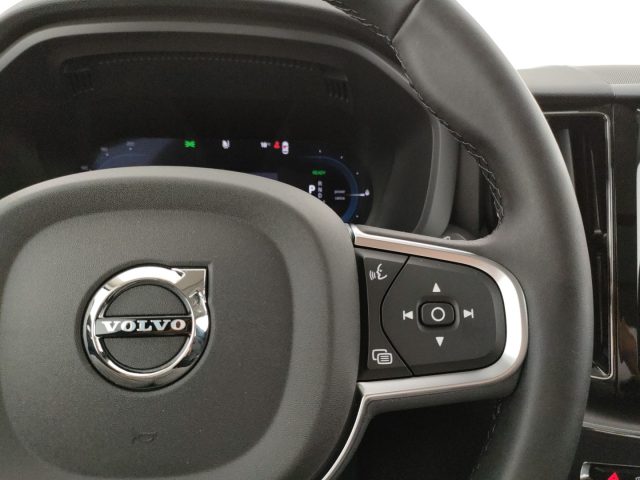 VOLVO XC60 usata, con Sedile posteriore sdoppiato