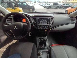 MITSUBISHI L200 usata, con Autoradio