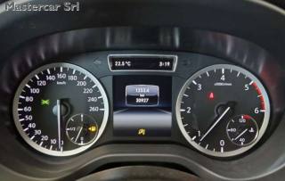 INFINITI Q30 usata, con Climatizzatore