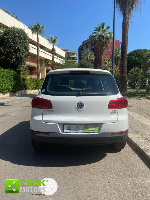 VOLKSWAGEN Tiguan usata, con Airbag laterali