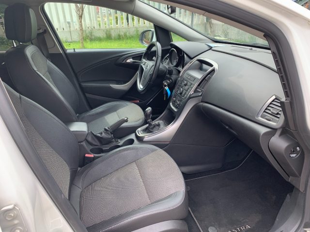 OPEL Astra usata, con Controllo trazione