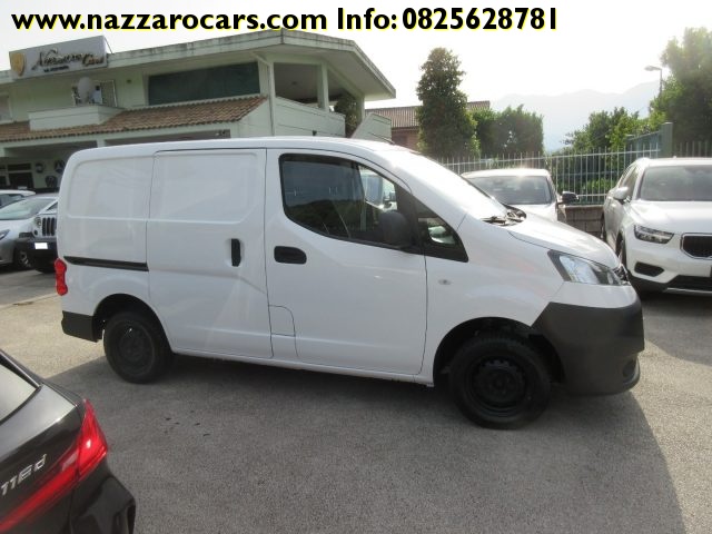 NISSAN NV200 usata, con Autoradio