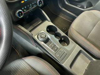 FORD Kuga usata, con Sistema di navigazione