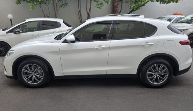 ALFA ROMEO Stelvio usata, con Controllo automatico clima