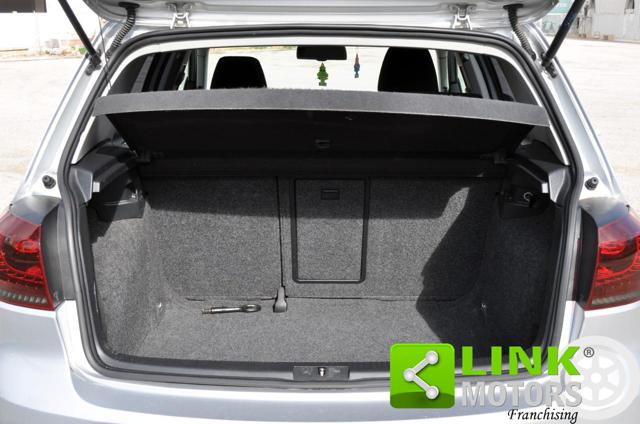 VOLKSWAGEN Golf usata, con Autoradio digitale