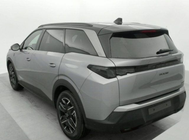 PEUGEOT 5008 usata, con Cerchi in lega