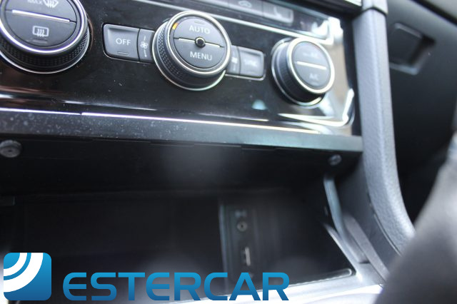 VOLKSWAGEN Golf usata, con Servosterzo